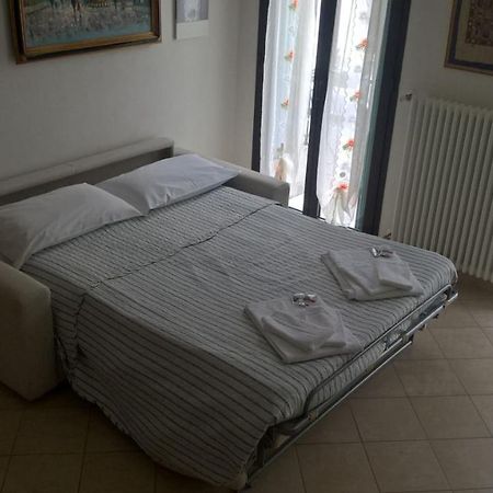 Casa Cuore - Love Pets - Fronte Ospedale Sacro Cuore Negrar Zewnętrze zdjęcie