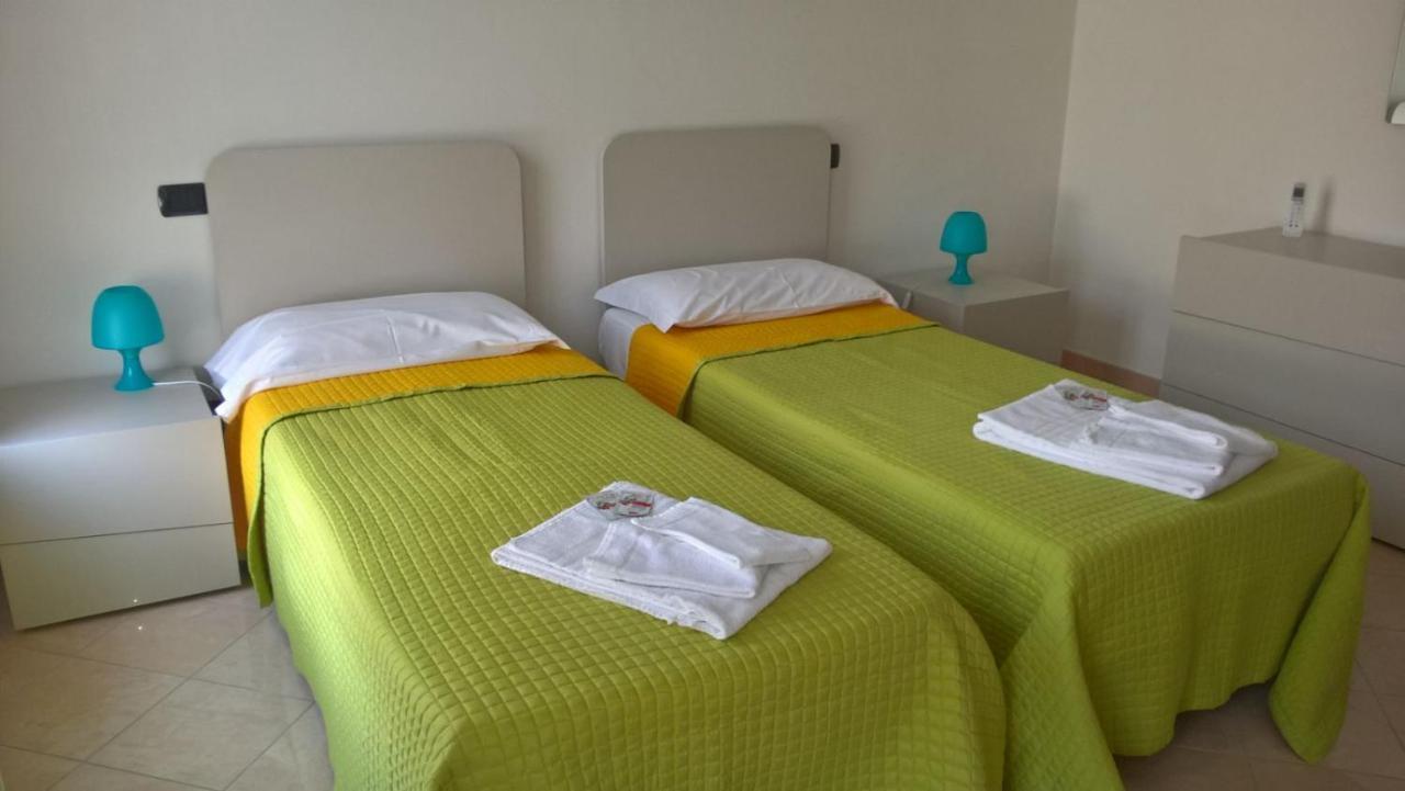 Casa Cuore - Love Pets - Fronte Ospedale Sacro Cuore Negrar Pokój zdjęcie